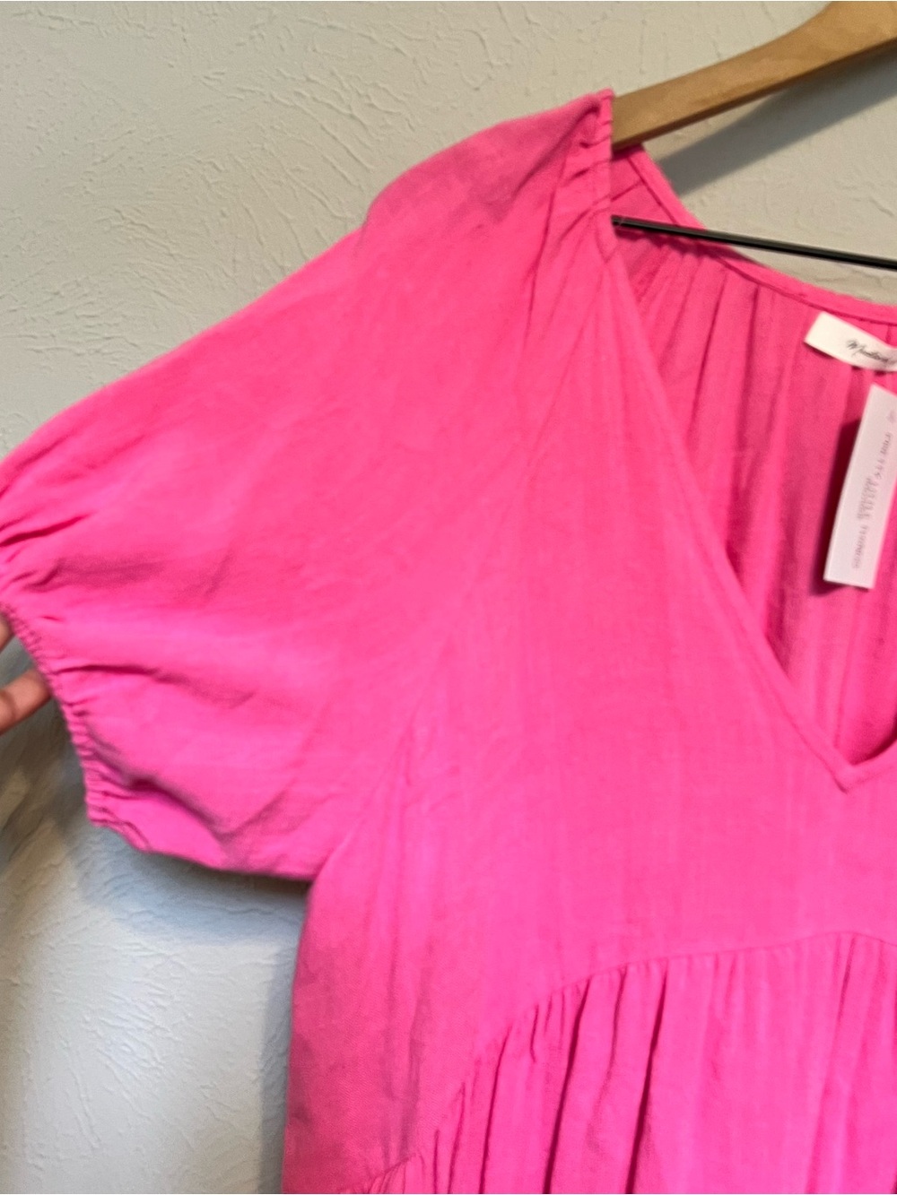 Mustard seed boutique brand Bright Pink V-Neck Tiered Mini Dress NWT size large - Picture 9 of 10